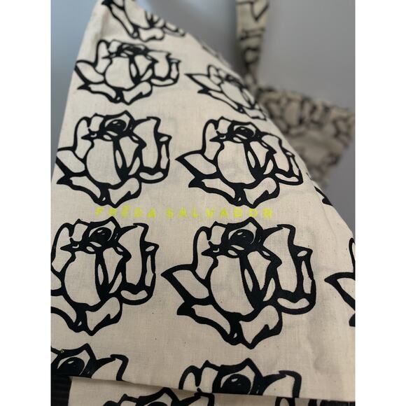 Freda Salvador Handbags - Freda Salvador Lot Of Two Floral Canvas Linen Tote Bag